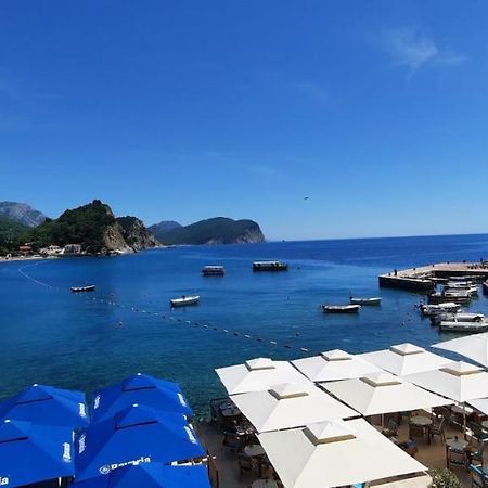 Ambassador Apartments Petrovac エクステリア 写真
