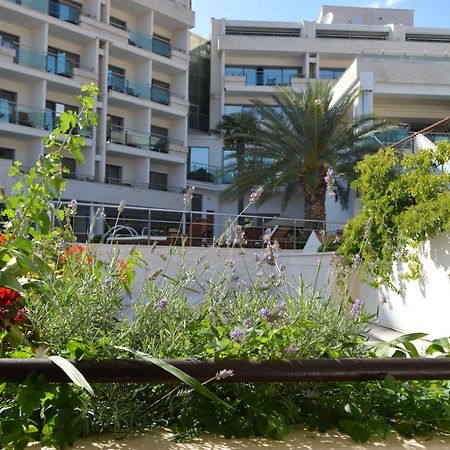 Ambassador Apartments Petrovac エクステリア 写真