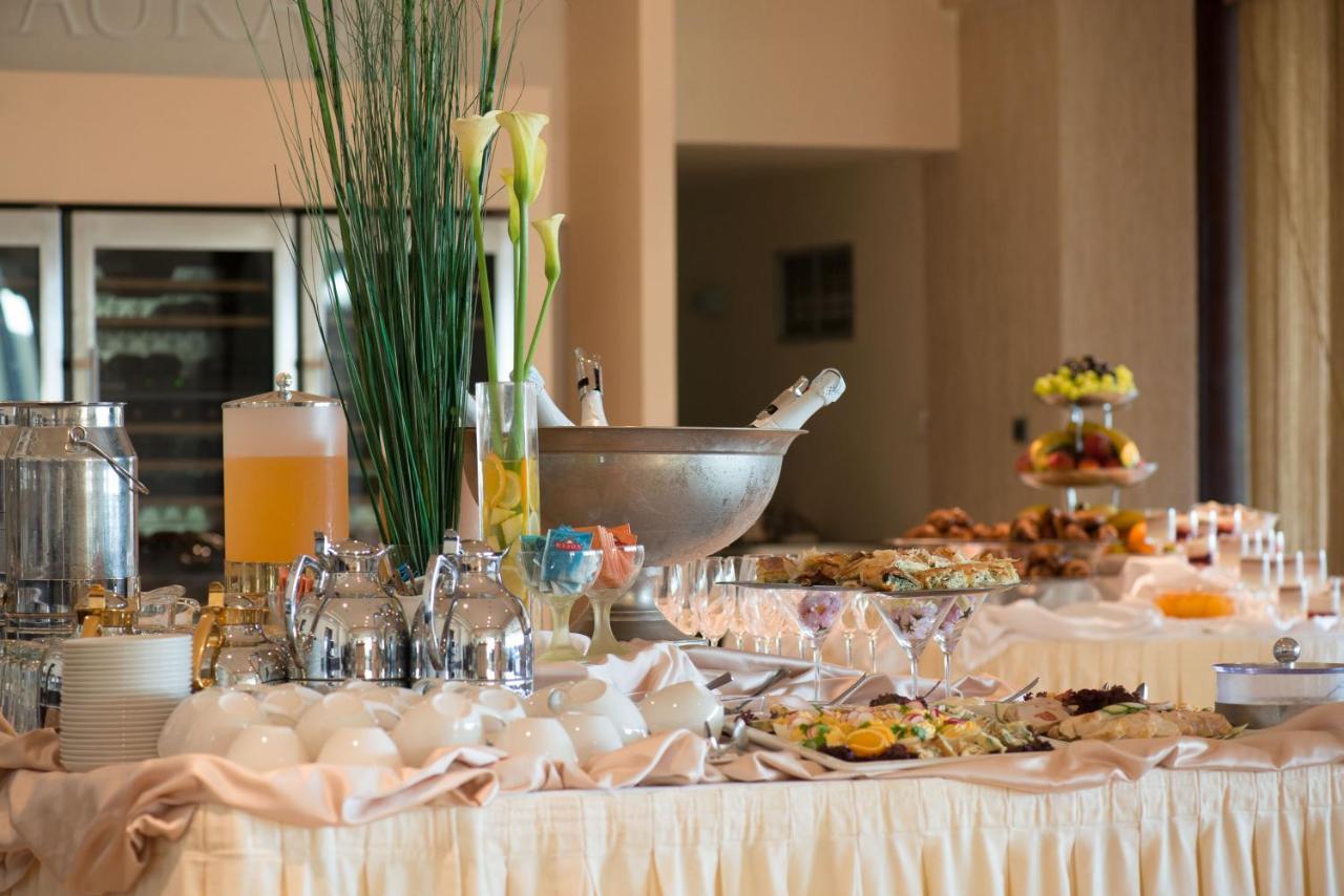 Ambassador Apartments Petrovac エクステリア 写真
