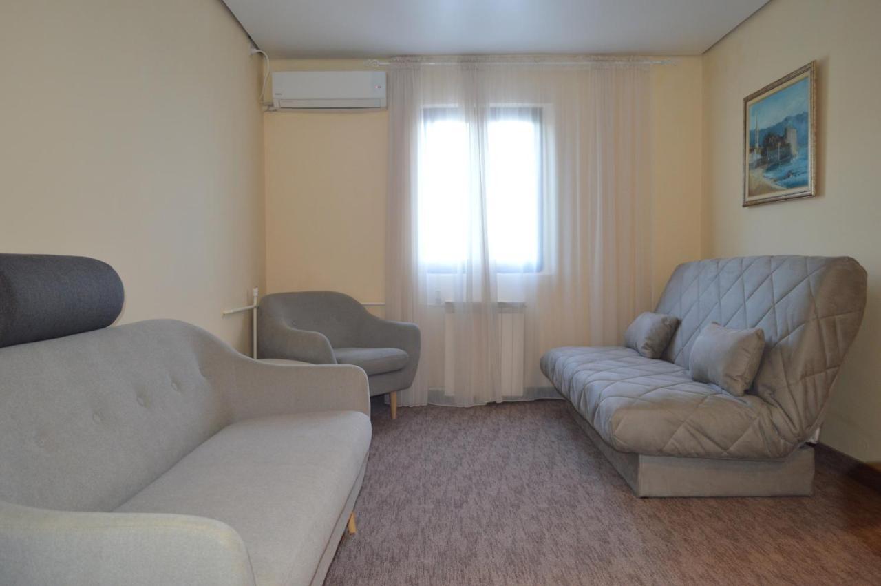 Ambassador Apartments Petrovac エクステリア 写真
