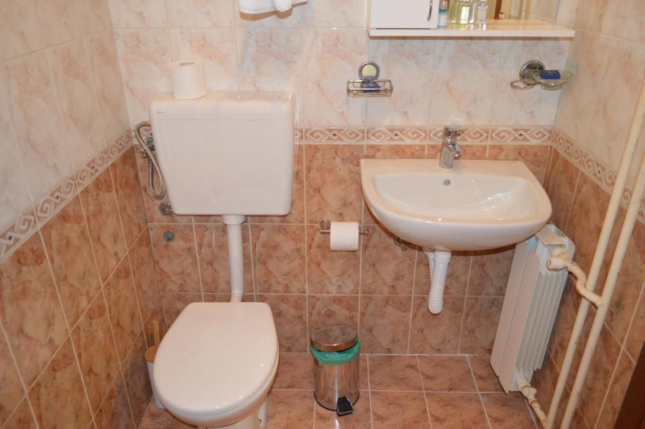 Ambassador Apartments Petrovac エクステリア 写真